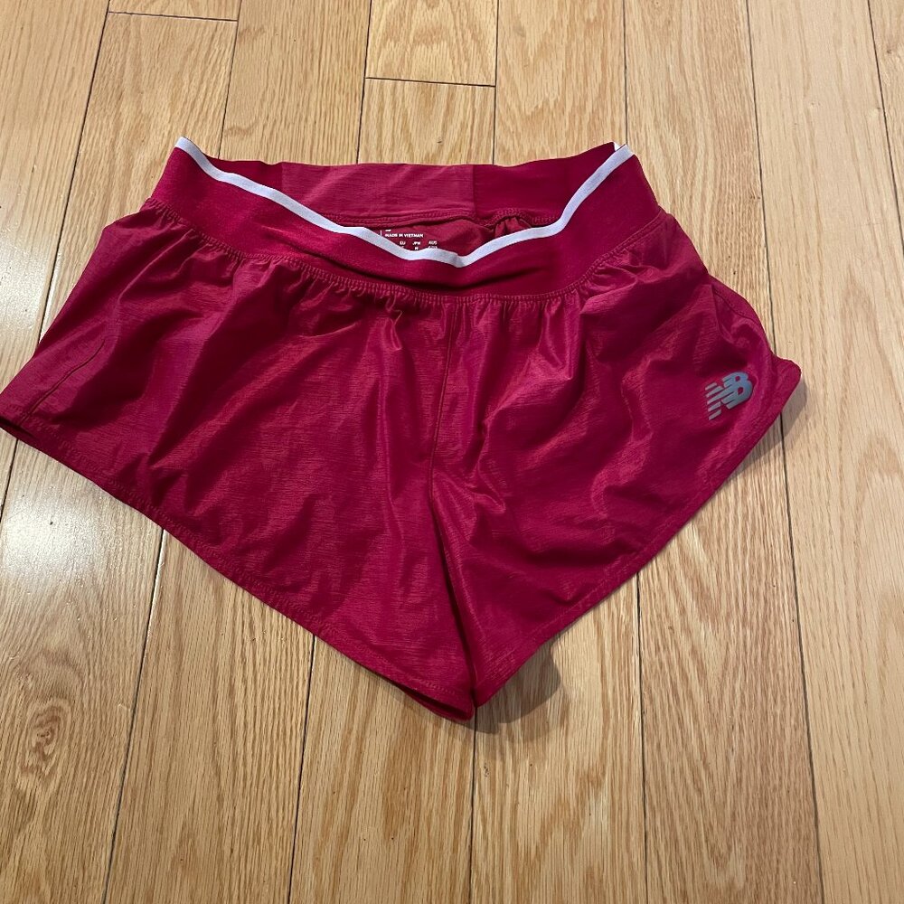 q speed new balance split running short
